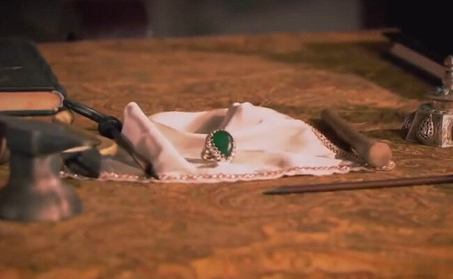 Кому же султан подарит его?!