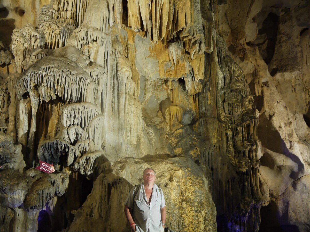 Пещера хранит много тайн...