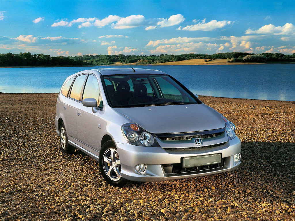 Honda Stream. Фотография взята с сервиса Яндекс Картинки 