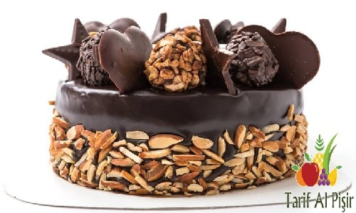 Pratik Doğum Günü Pastası Tarifi 