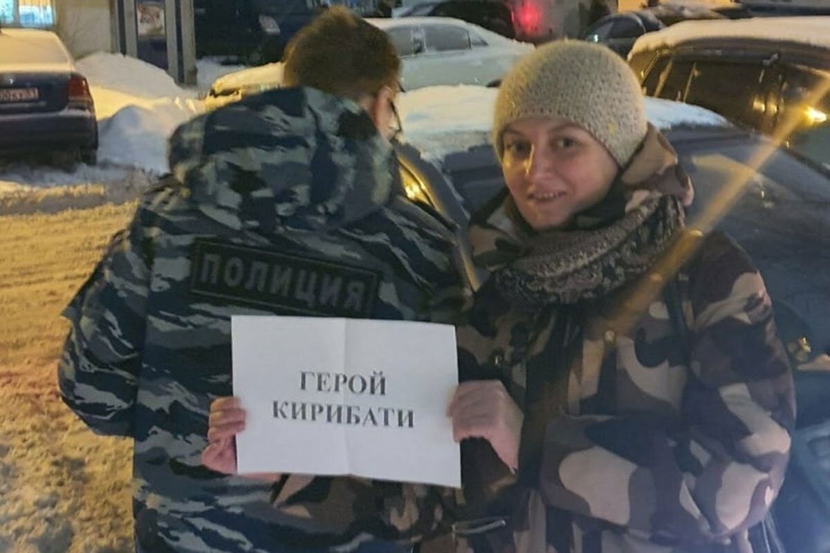 Фото автора с сотрудником полиции