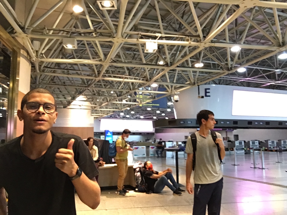 Ребята, которые привезли Богдана