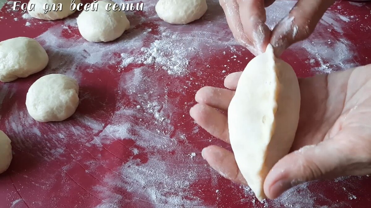 Как приготовить тесто для пирожков быстро и вкусно без дрожжей на воде