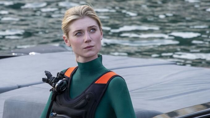 На снимке с Довода актриса Элизабет Дебики. | Фото: Warner Bros.