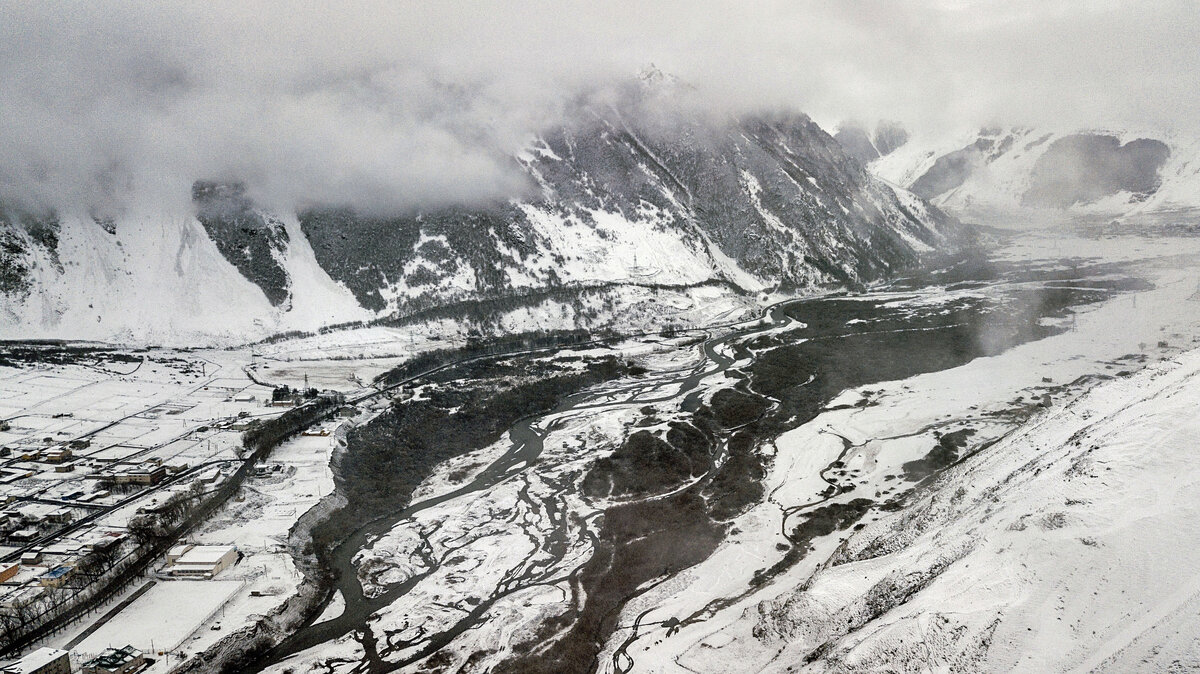 Фото с дрона: очень был впечатлён путешествием на машине в Грузию