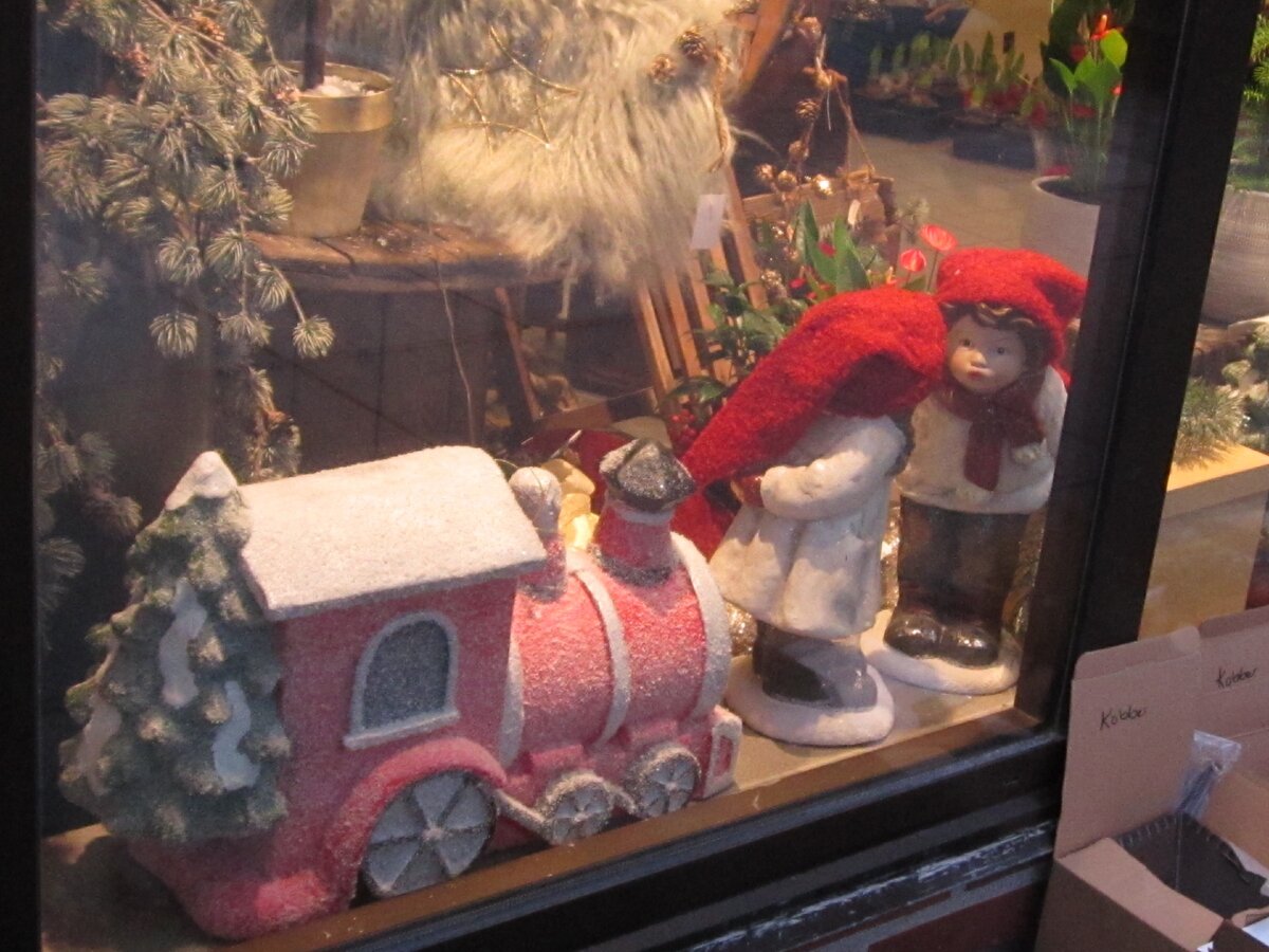 Ниссе бывают и детьми. Фото автора.