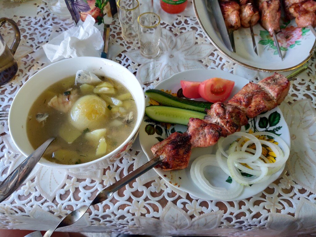 Что может быть вкуснее ухи и домашнего шашлыка?