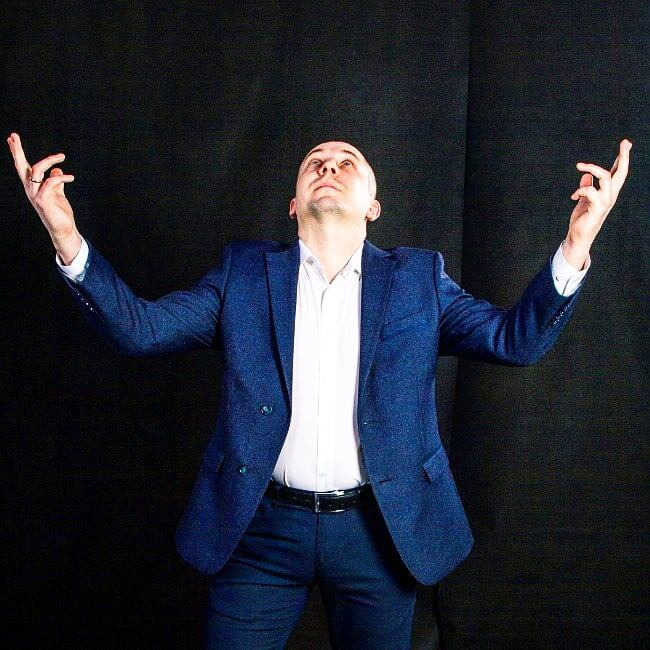 Денис Иванин