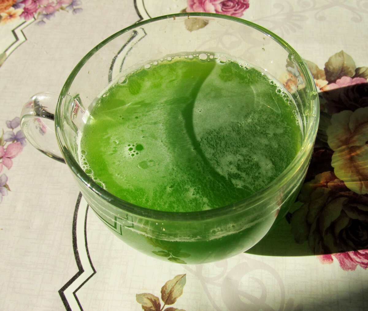 Зелёный коктейль микс трав