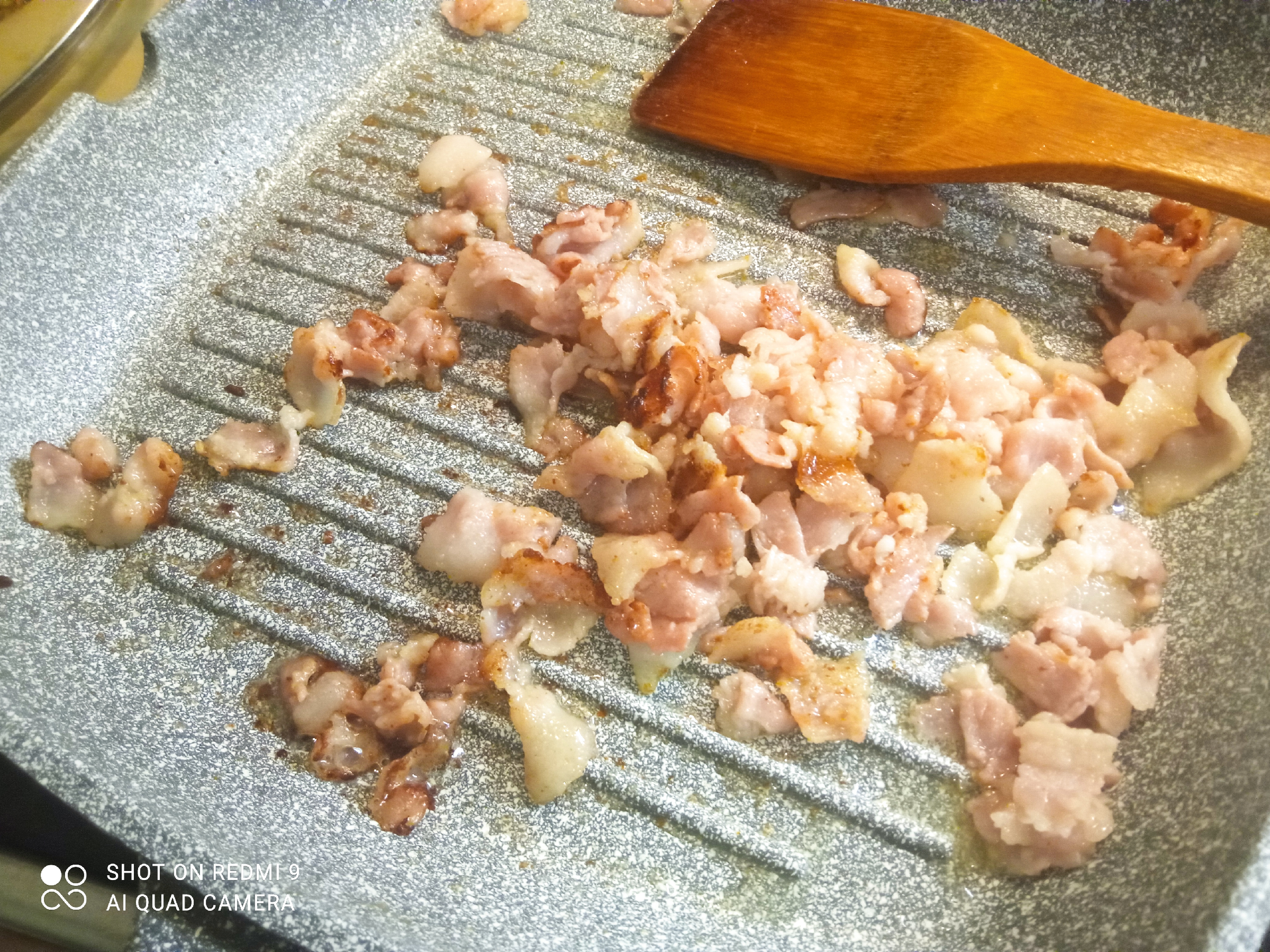 Гречка с беконом и грибами в духовке — вкусное блюдо от торговой марки 
