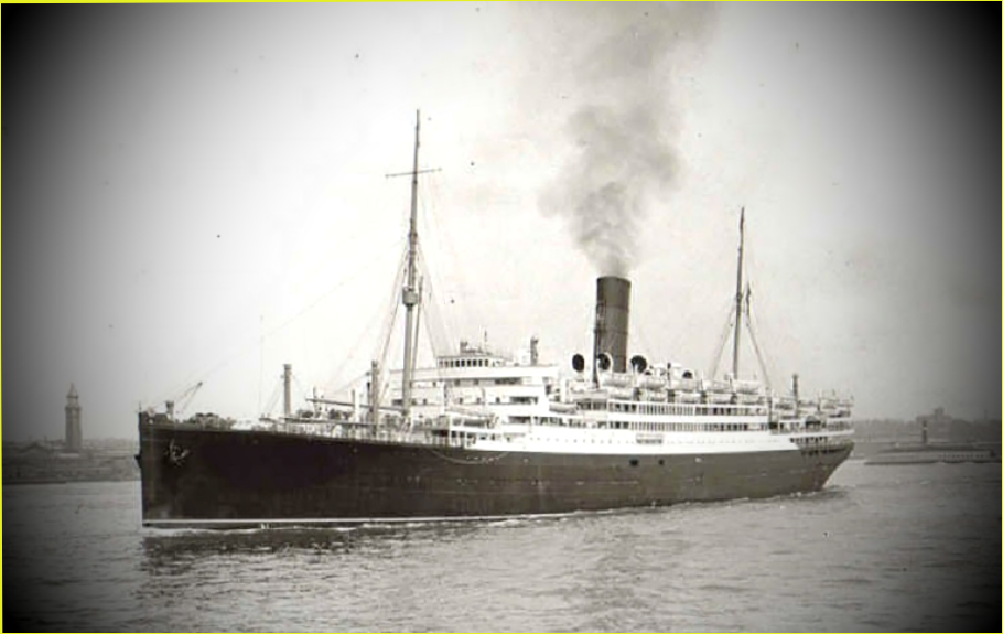 Лайнер Лакония. Фото из открытых источников.