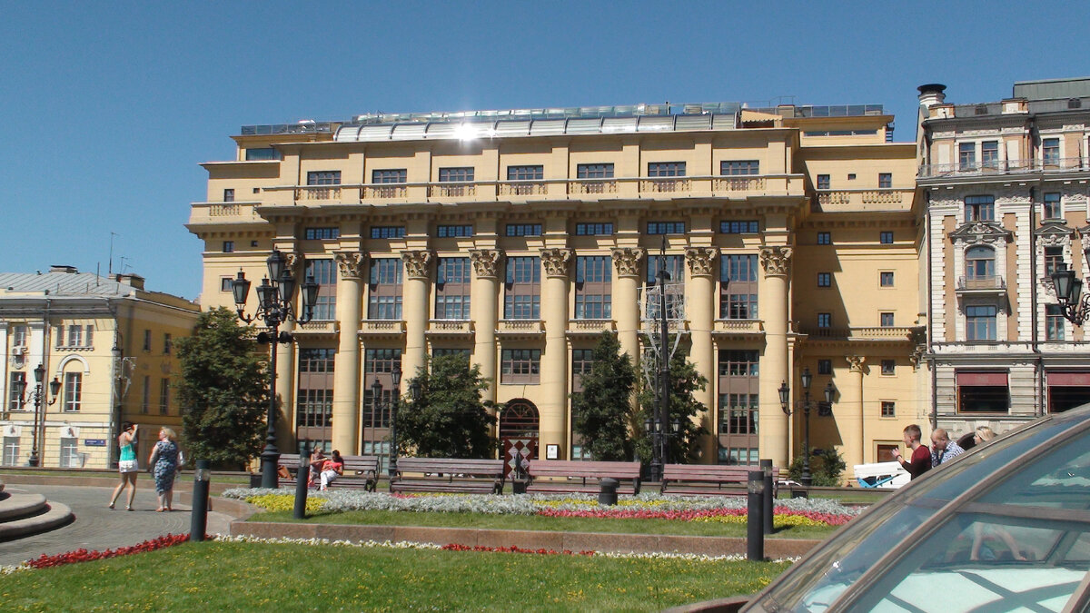 И в жолтовский проекты и постройки