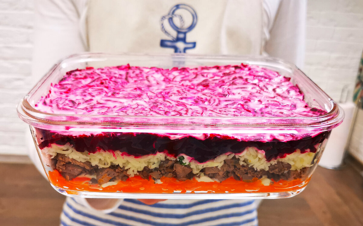  Ну очень вкусный салат! Такой салат со свеклой мама часто делала для гостей в 90-е годы, а я и сейчас готовлю!-10