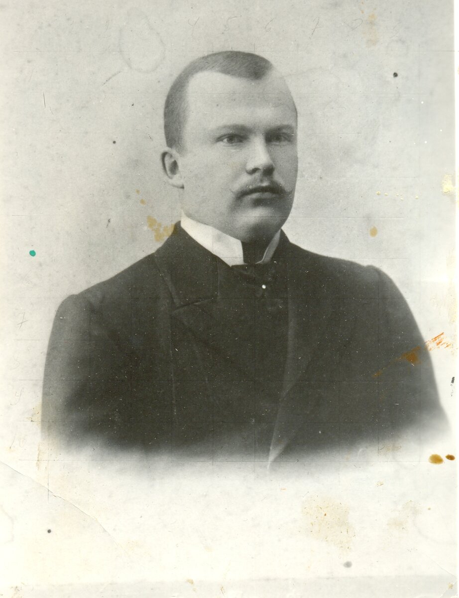 Лесников Фрол Петрович