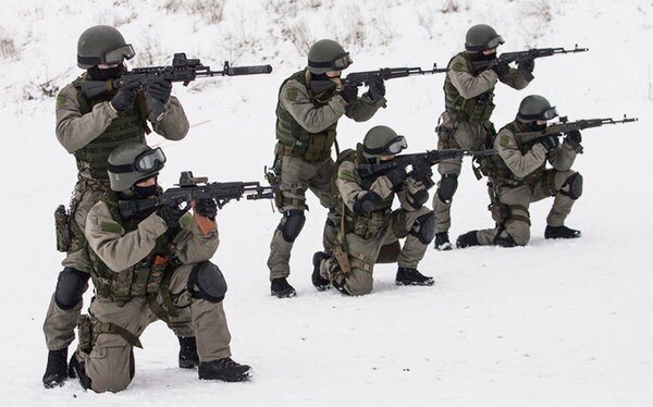 Сотрудники ССО РФ.