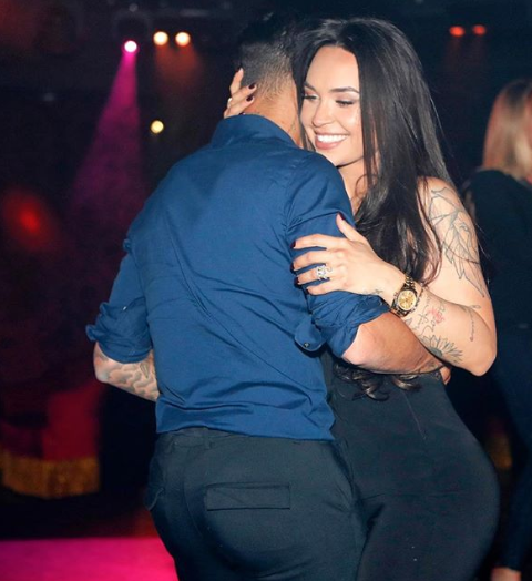 фото инстаграм Айне 