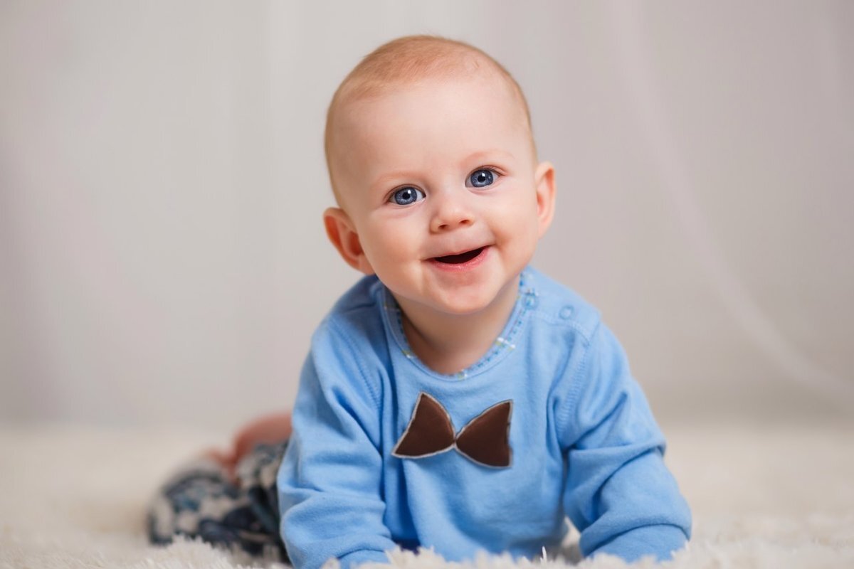 Голубым цветом глаз обладает от 30 до 40% Европецев