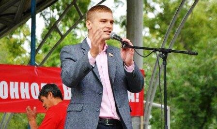 Валентин Коновалов.
Ставь лайк – для тебя старались!