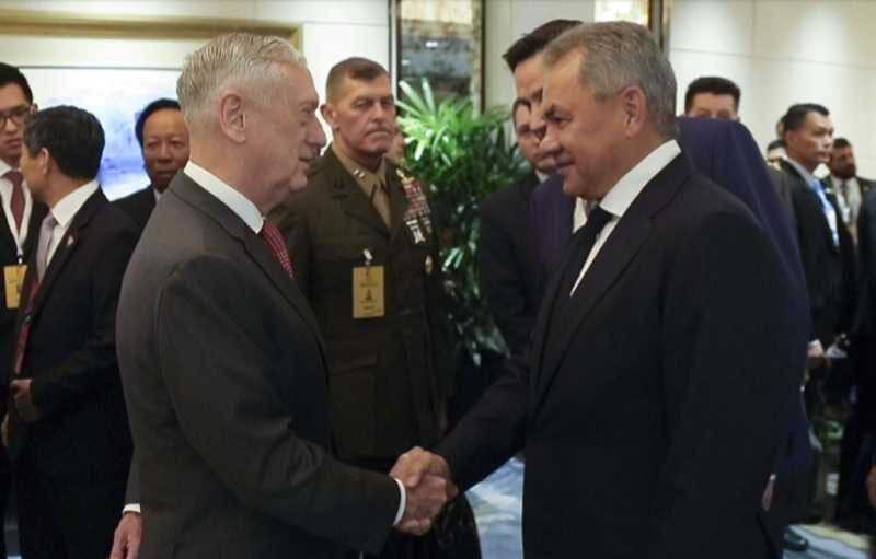 Встреча главы Пентагона Джеймса Мэттиса и главы Минобороны РФ Сергея Шойгу Фото: mil.ru