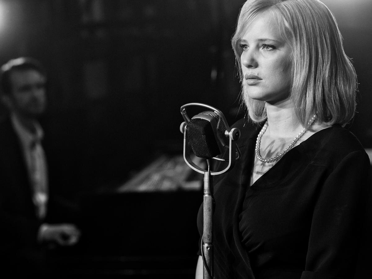 Йоанна Кулиг в кадре фильма «Cold War»