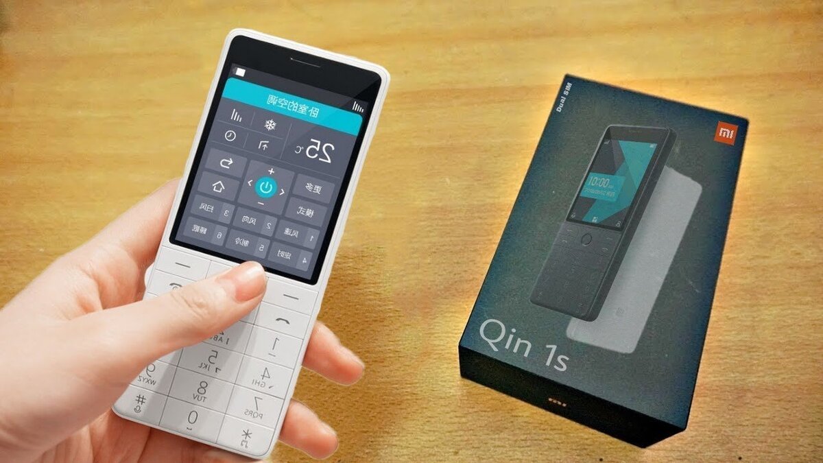 Кнопочный, небольшой и дешевый – вот три основных преимущества телефона Xiaomi Qin 1S (2К рублей). Здесь хоть и железо совсем слабое, но тк нет полноценного андроида, то и тормозить здесь нечему, но можно слушать музыку, пользоваться 4G, GPS, а также смотреть видео в высоком качестве. Матрица установлена хоть и IPS, но все же разрешение небольшое – всего 320*240. А вот аккумулятор, однозначно, порадует тк его вместимости хватит на несколько дней эксплуатации смартфона. В целом, Xiaomi Qin 1S не только звонилка, но также и возможность выхода в интернет, прослушивание музыки, вот только камер нет, но может это и к лучшему