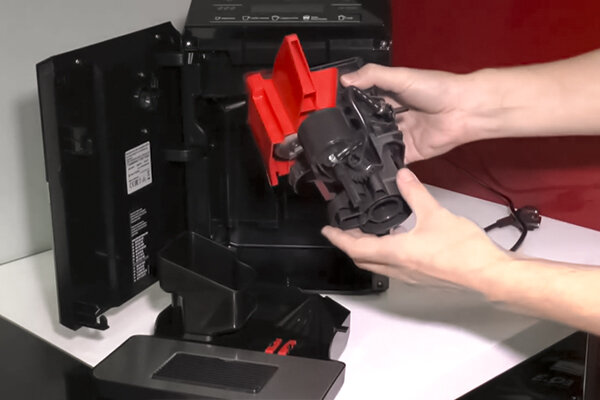 Автоматическая кофемашина Bosch TIS30129RW, черный купить по выгодной цене в инт