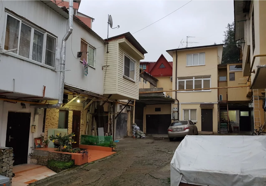 Адлер гаражи жилые фото