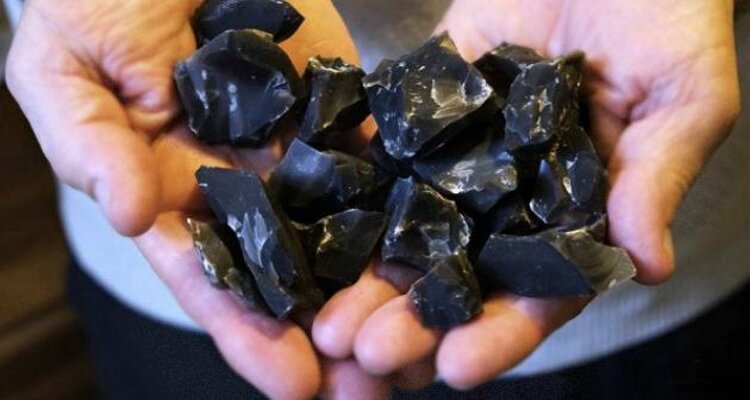 Кремний, для очистки воды используемый, добавляет жидкости уникальные характеристики, при этом противопоказания к его применению практически отсутствуют.