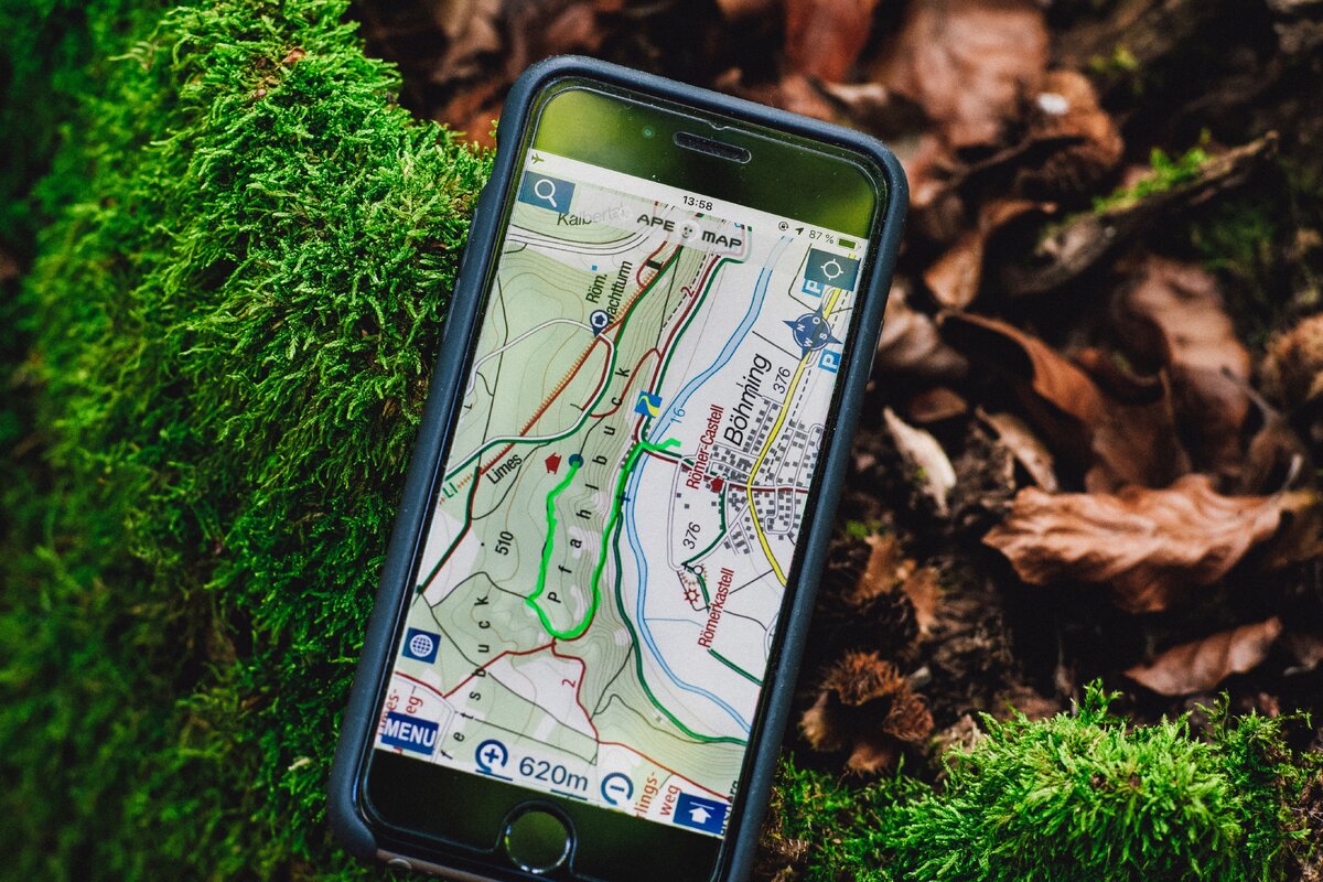 Новый лазерный GPS позволит решить ряд проблем, связанных с использованием существующих систем навигации (Источник: Photo by Markus Spiske on Unsplash)