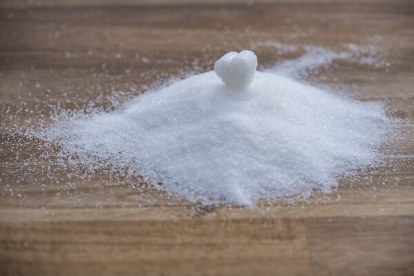 Действительно ли коричневый сахар полезнее белого?