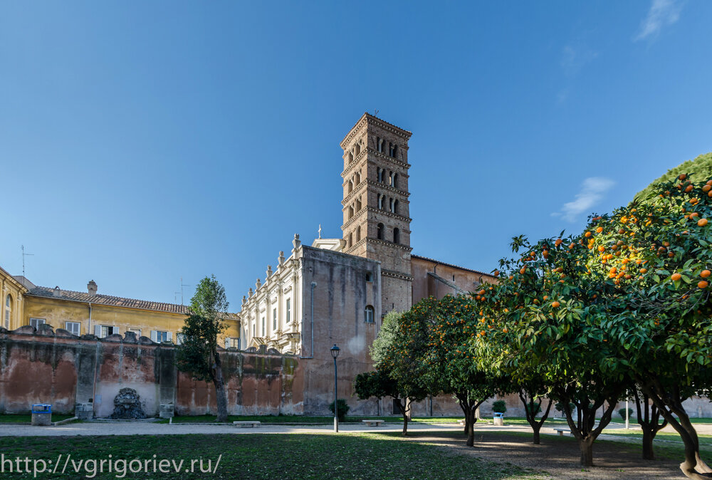 Базилика Алексея и Вонифатия в Риме