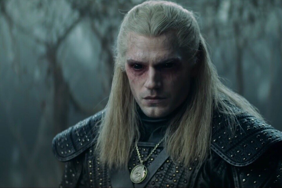 Генри Кавилл в роли Геральта в сериале "Ведьмак" от Netflix