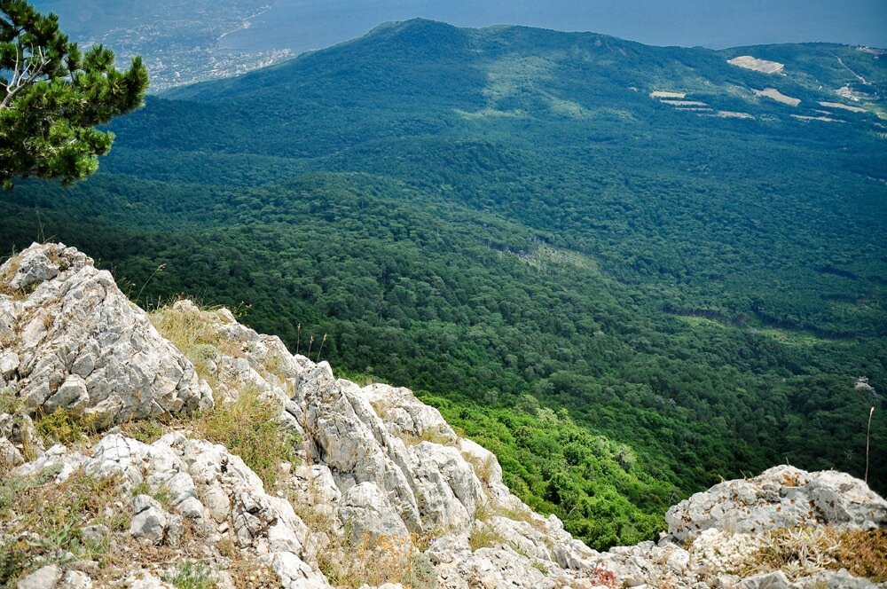 Село многоречье крым. Многоречье крымские горы. Гора Сова Многоречье. Многоречье Крым достопримечательности. Гора Сова Крым Многоречье.