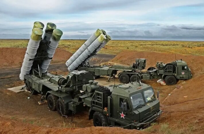 ЗРК С-400 (материал из открытых источников)