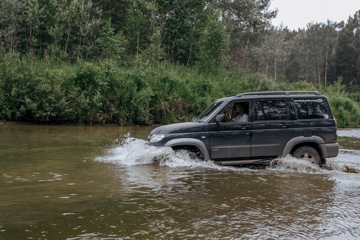 Сравнив волну с предыдущими фото можно понять наше стремление хорошенько обмыть машину)) 