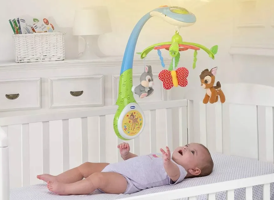 Мобиль в кроватку для новорожденных. Ночник проектор. Игрушки для сна