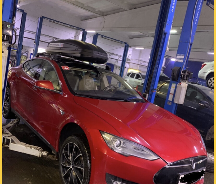 Электромобиль тесла