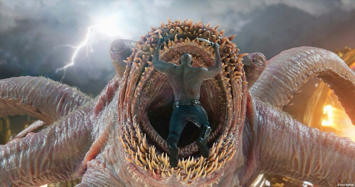 обязательно должна быть межгалактическая монстрятина - без неё никак