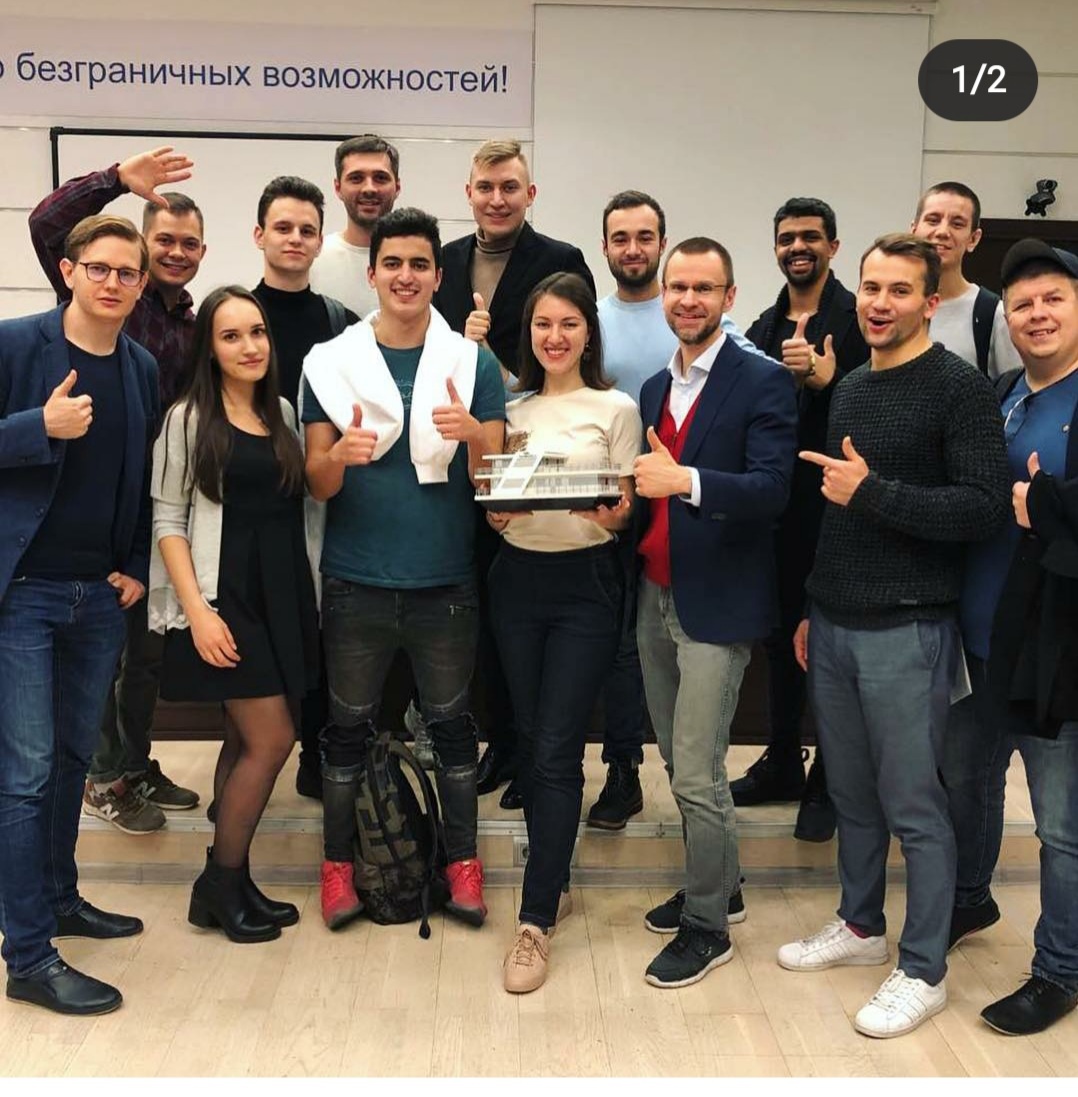 Бомбический тренинг у Зенина Андрея  с предпринимателями 

