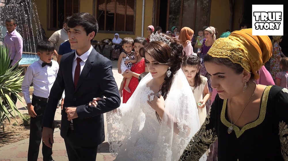 Таджиков поставили. Свадьба в Таджикистане. Свадьба таджиков. Невесты Таджикистана. Таджикские невесты.