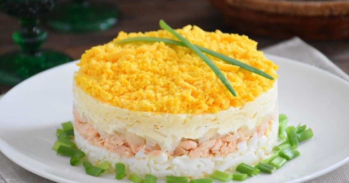 салат сочный,нежный,сытный и очень вкусный.