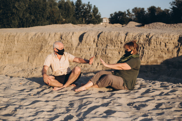 Больше никаких объятий!