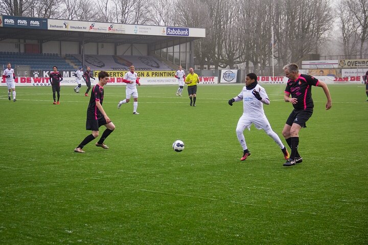 Вейк ан зее 2021. Турнир вейк ан зее 2023 13 тур. Tata steel chess 2023. Тата стил чесс 2023. Вейк ан зее город.