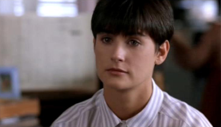 кадр из фильма "Привидение",