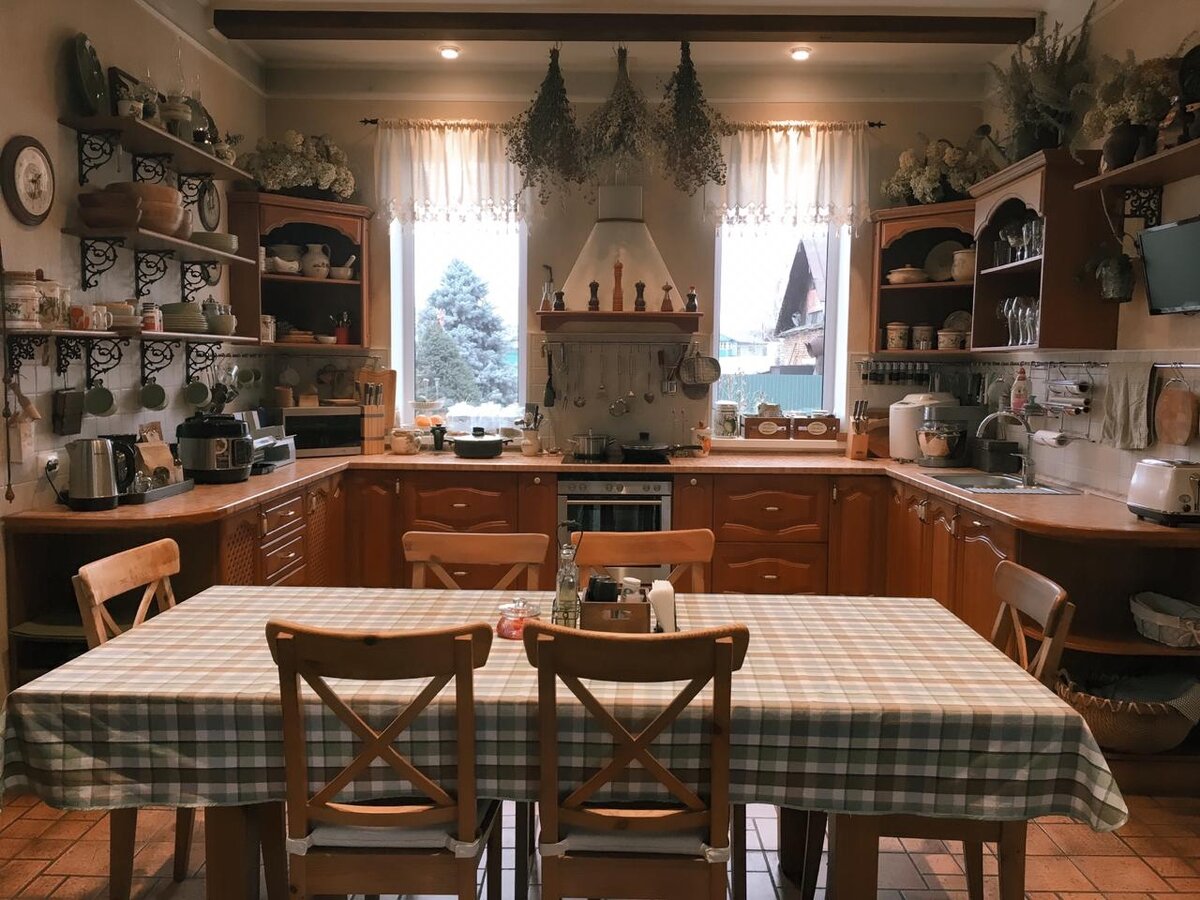 Листайте карусель.