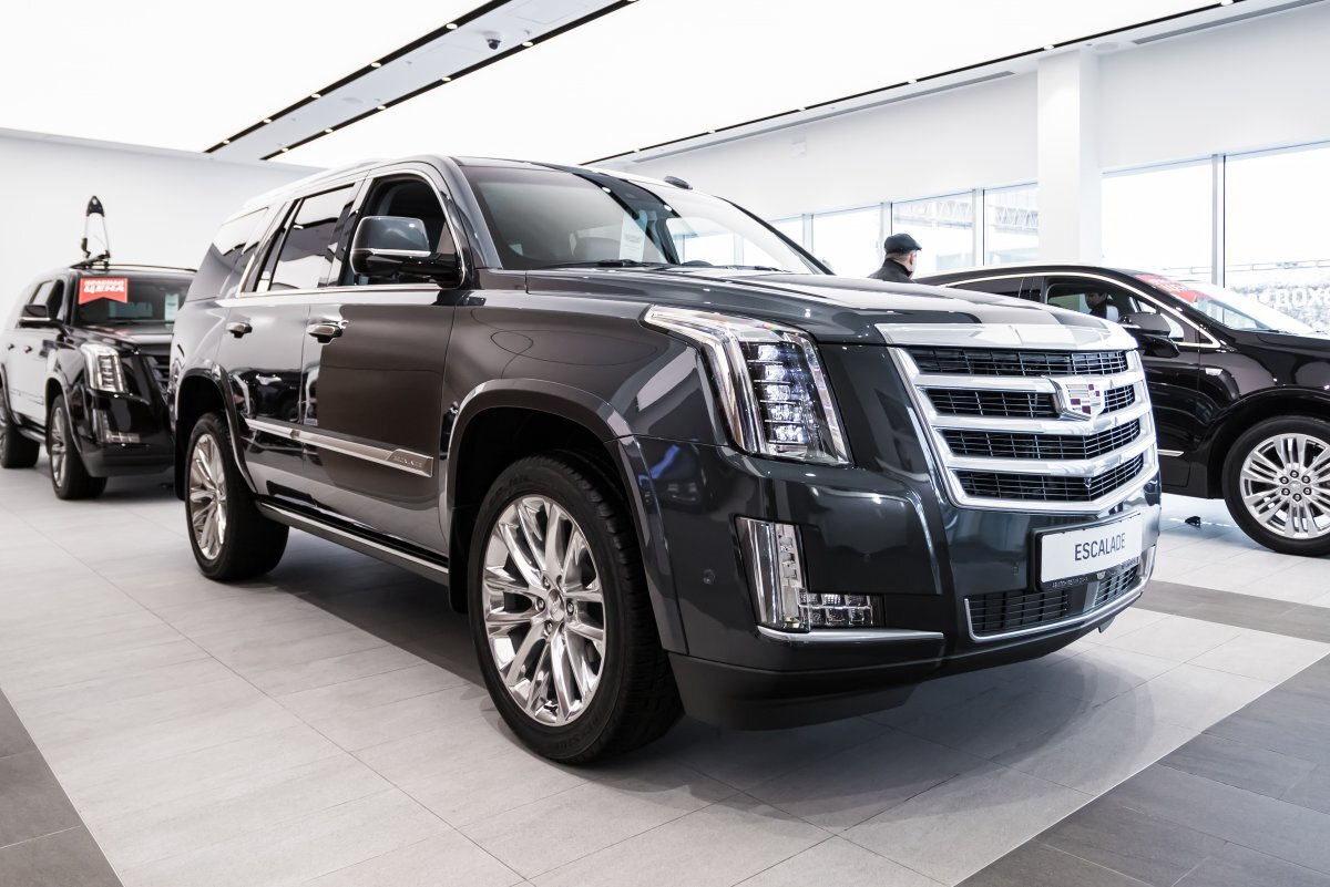 CADILLAC ESCALADE HYBRID - 413px Image #1