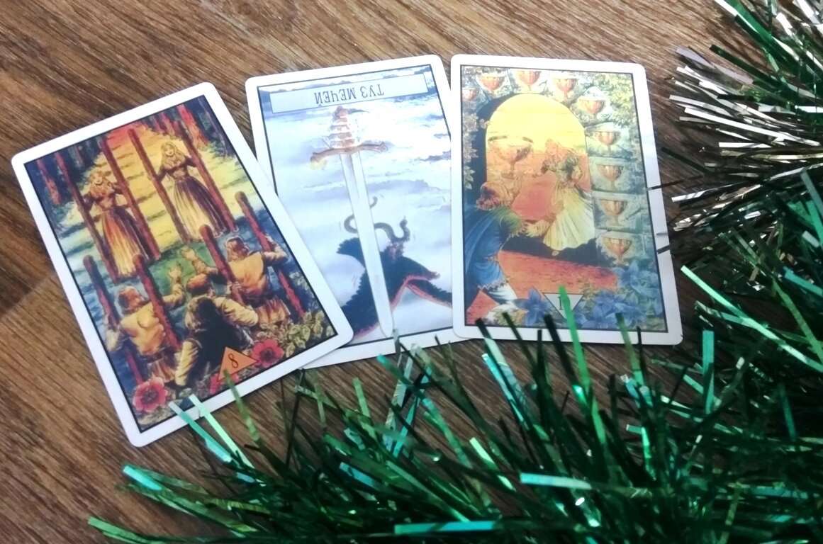 Таро-Расклад - Скорпионы - Любовь и отношения