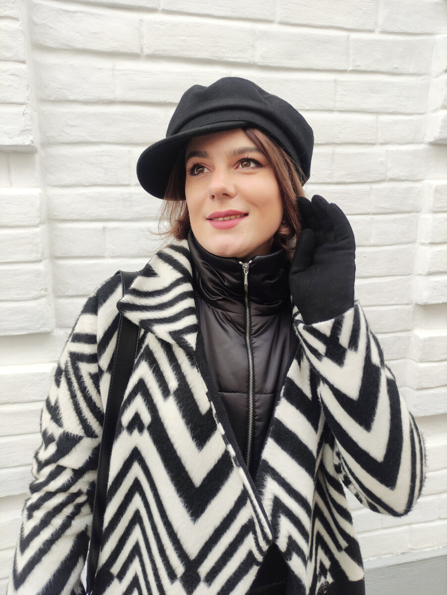 Слышу! Слышу! :) С вами Дизайнер и Блогер Яна Левашова. Всем хорошего настроения! :)