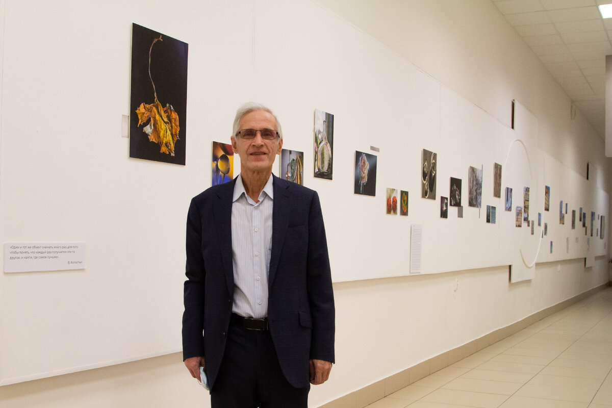 Профессор УрФУ Анатолий Меренков известен как создатель направления педагогики саморазвития личности. Фото: Анна Маринович, медиацентр УрФУ