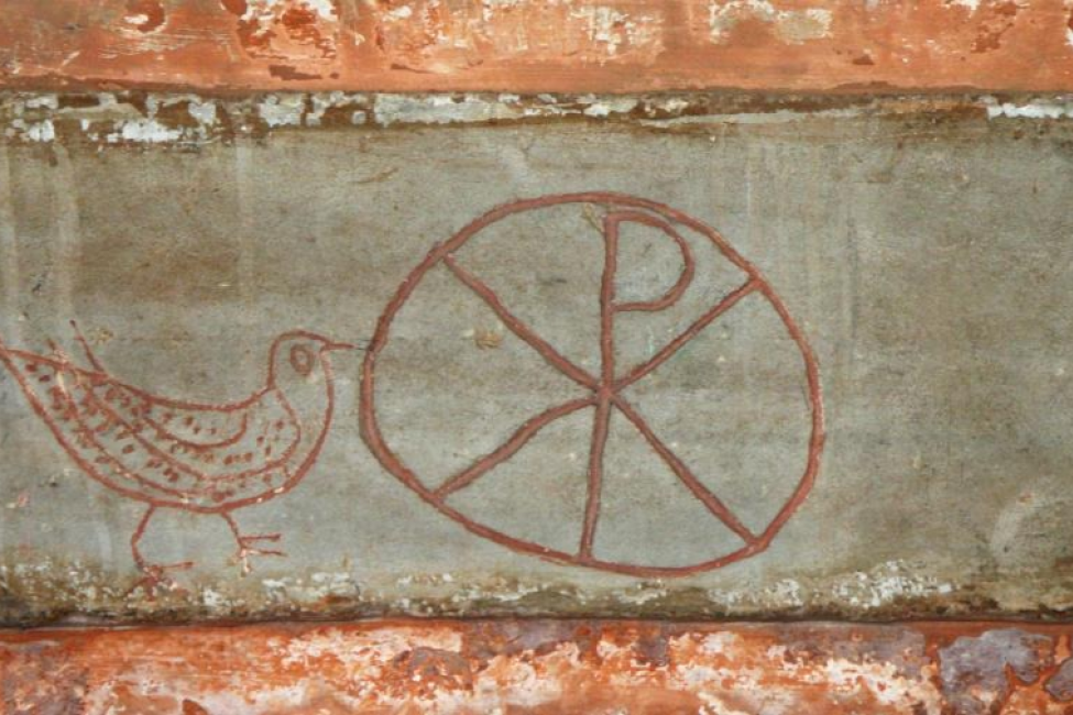 Знаки древнего рима. Древние христианские символы в катакомбах Рима. Христианские знаки в катакомбах Рима.